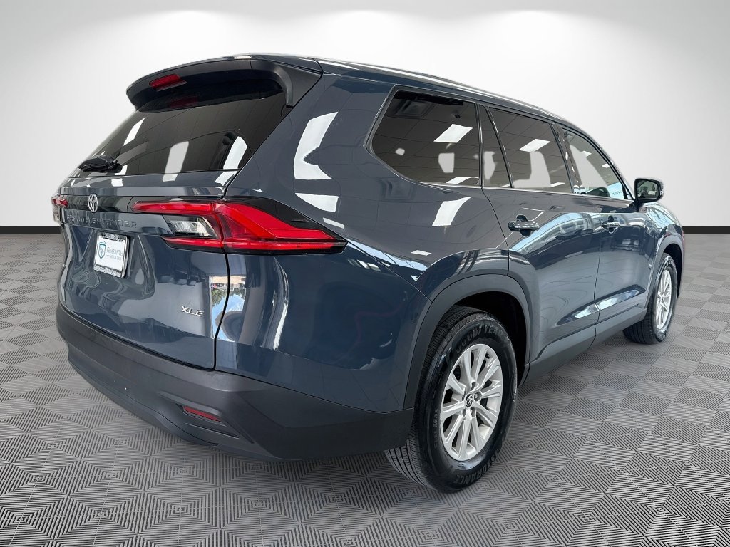 Used 2024 Toyota Grand Highlander AWD image 7