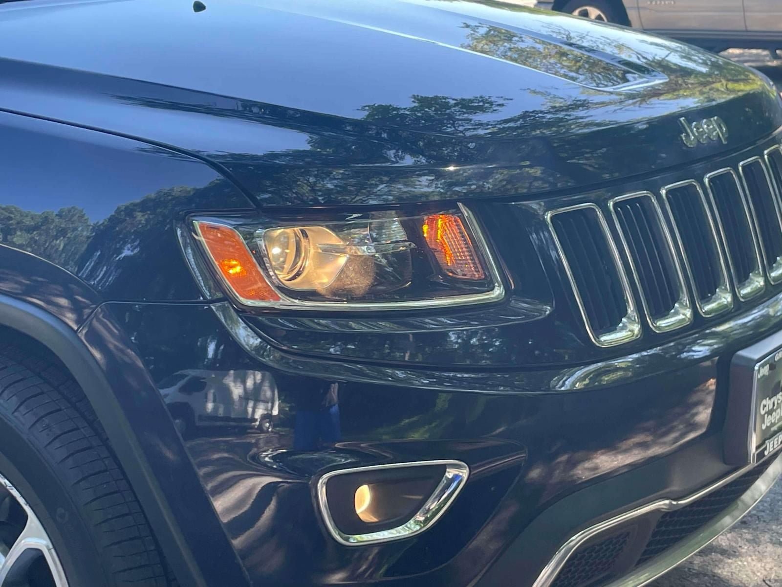 Used 2016 Jeep Grand Cherokee Limited AWD/4WD image 8