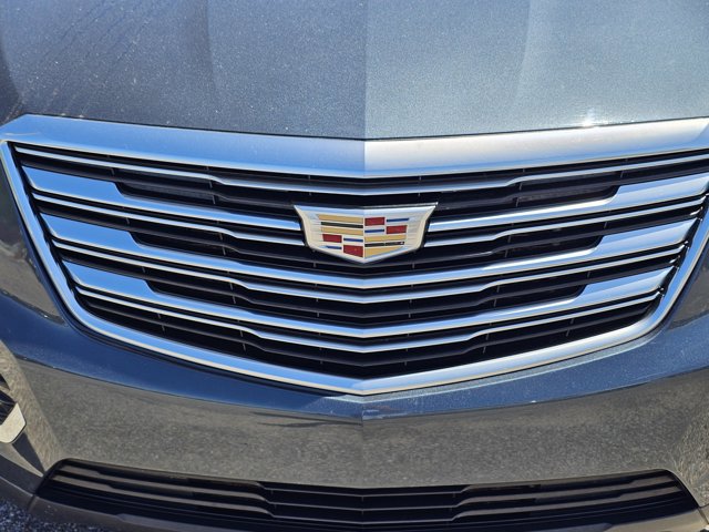 Used 2019 Cadillac XT5 FWD image 3