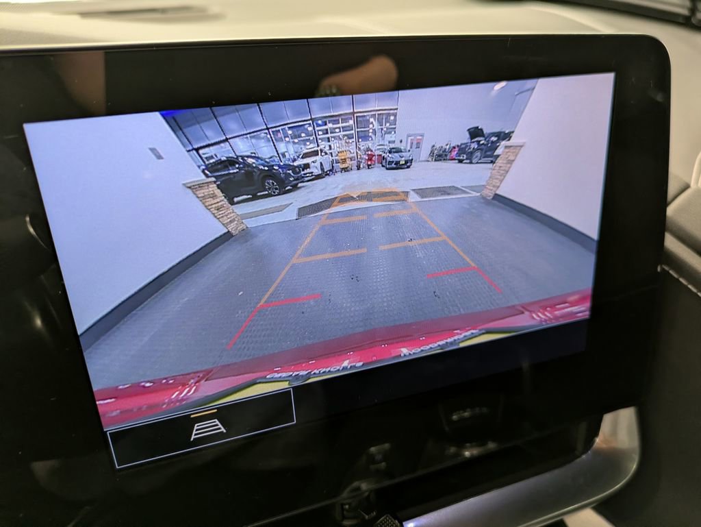 Used 2022 Chevrolet Corvette Stingray Convertible w/ 1LT image 14