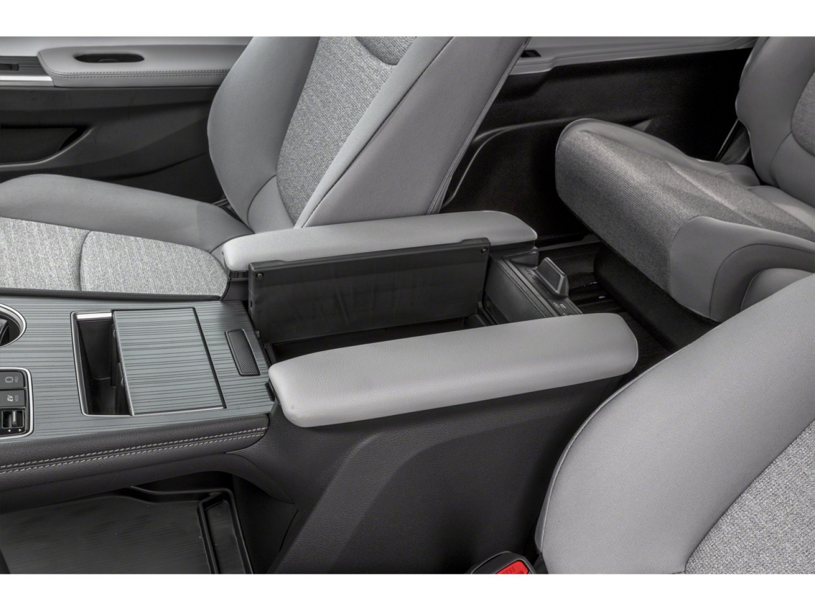 New 2026 Toyota Sienna LE AWD/4WD image 13