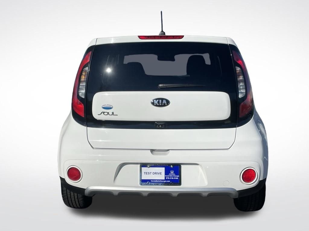 Used 2018 Kia Soul + FWD image 5