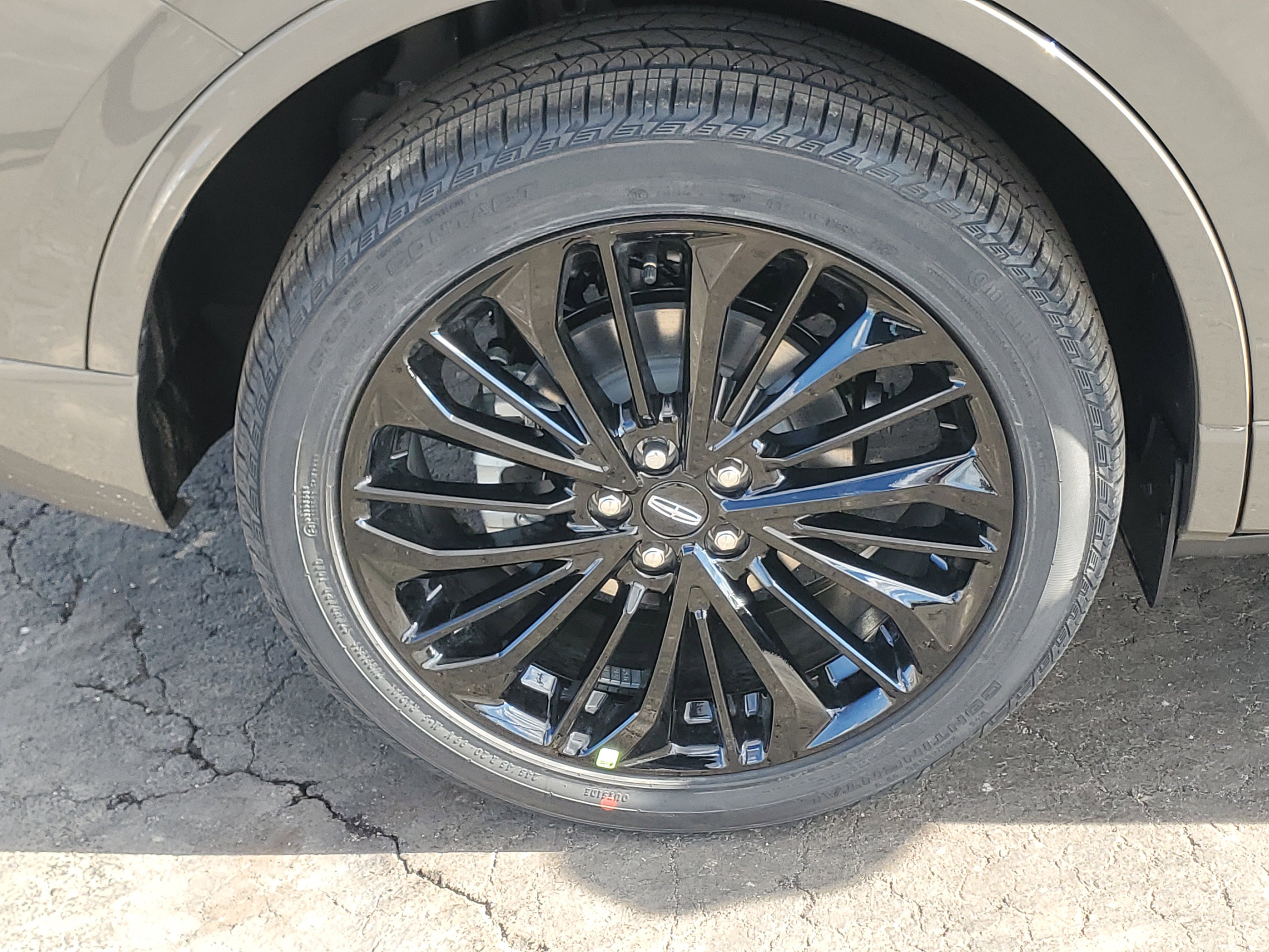 New 2026 Lincoln Corsair Premiere image 5