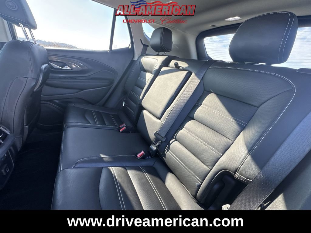 Used 2022 GMC Terrain Denali w/ Black Diamond Edition image 25