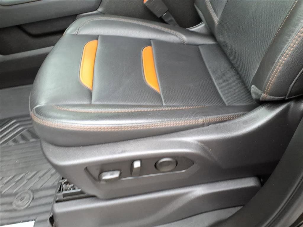 Used 2024 GMC Sierra 2500 AT4 w/ AT4 Premium Plus Package image 23