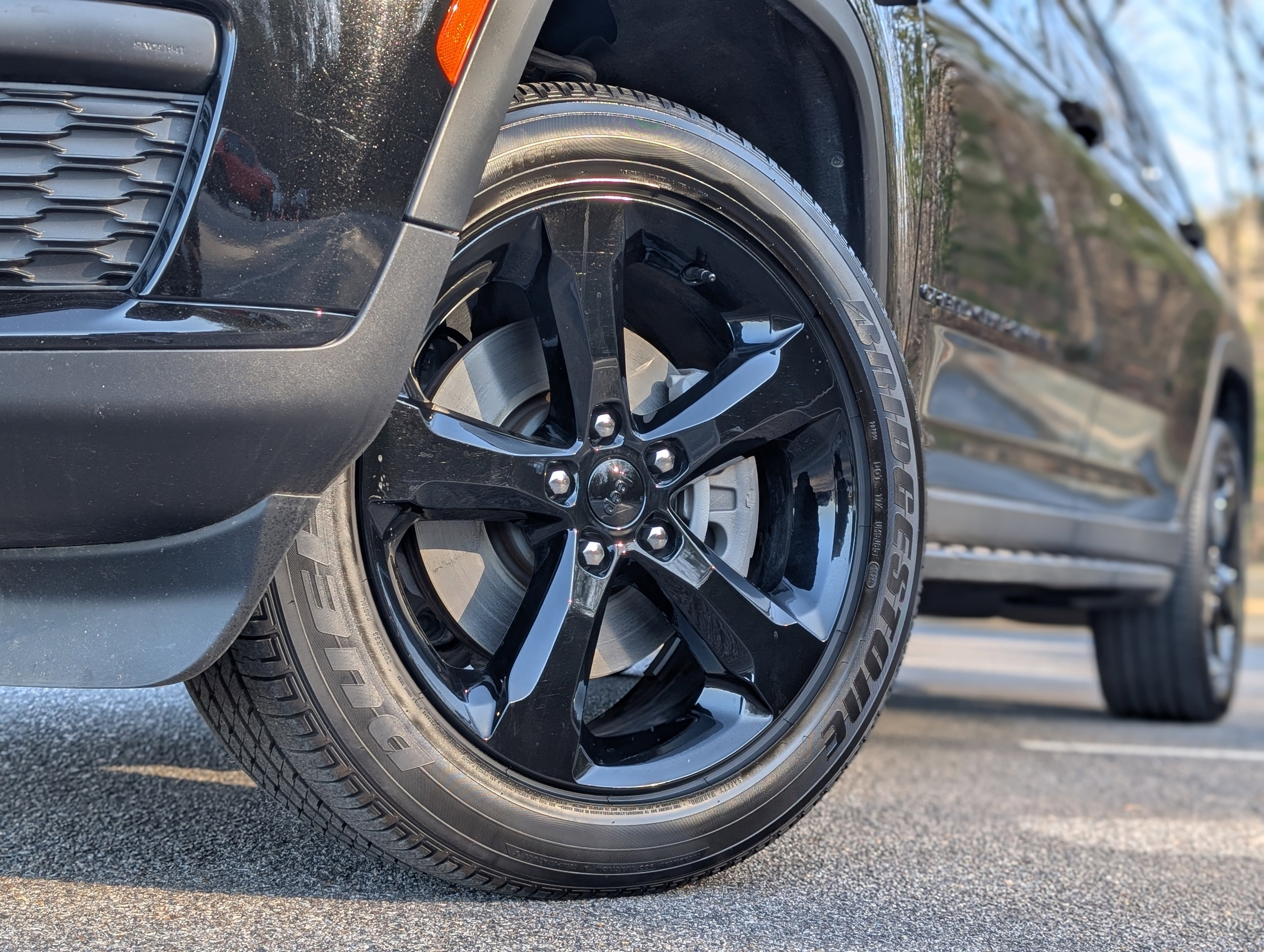 Used 2024 Jeep Grand Cherokee L Laredo image 37