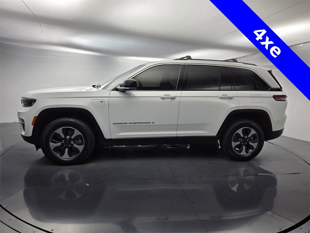 Used 2023 Jeep Grand Cherokee 4WD 4xe image 8