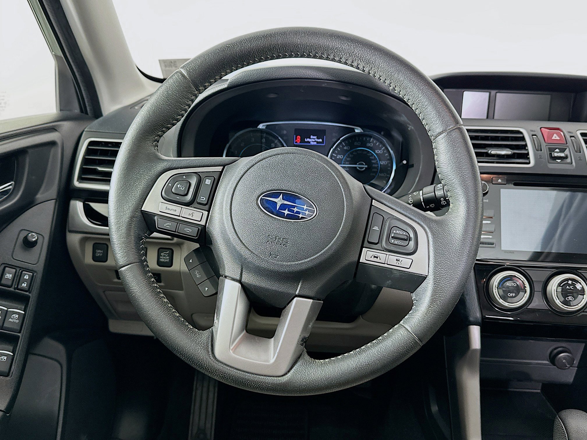 Used 2018 Subaru Forester 2.5i Limited image 18