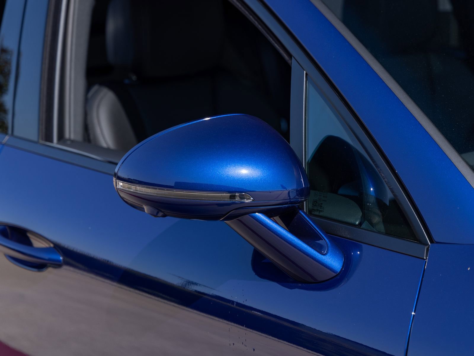 Certified 2025 Porsche Macan image 20