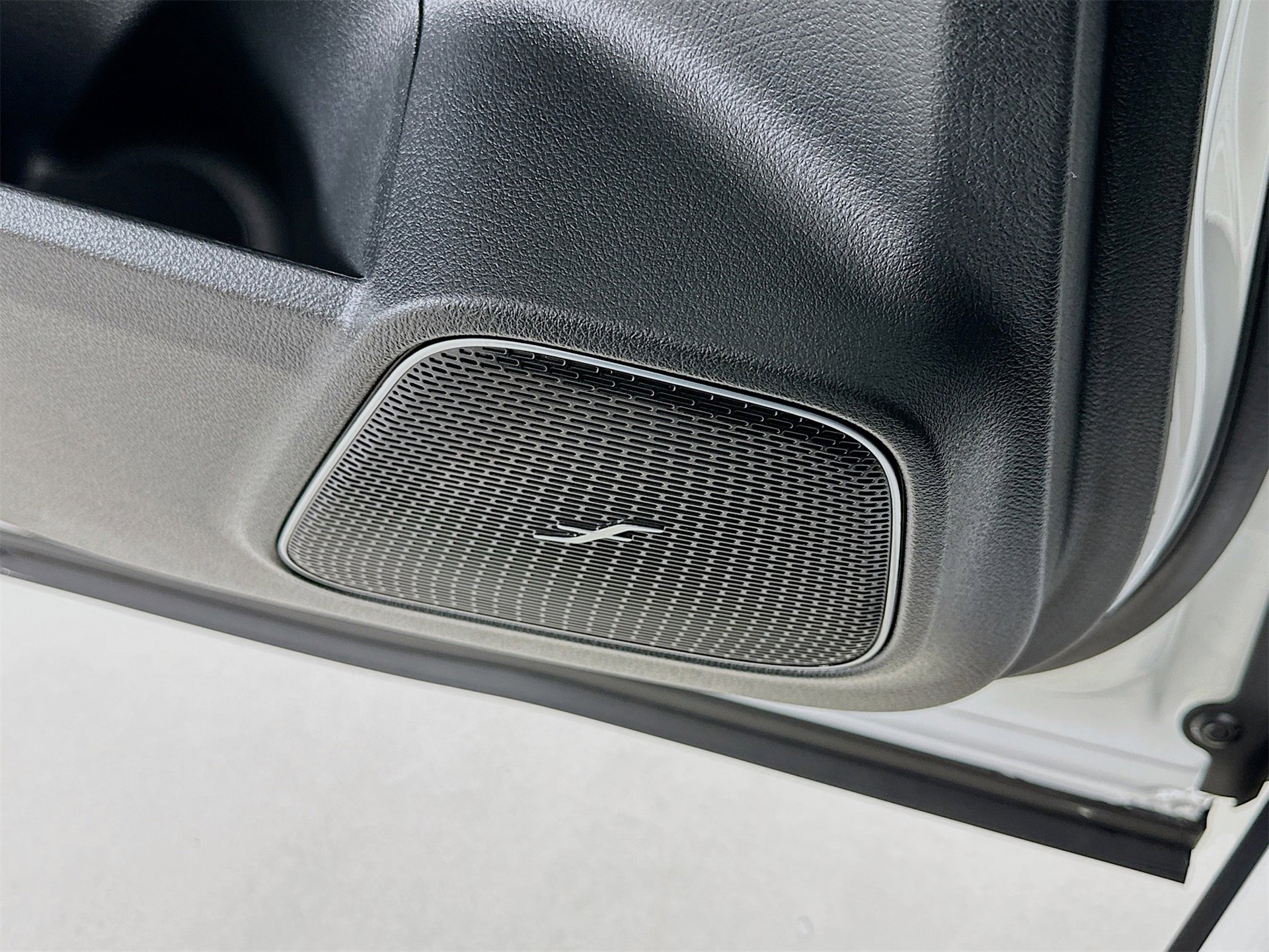 New 2026 Mercedes-Benz GLB 35 AMG 4MATIC image 27