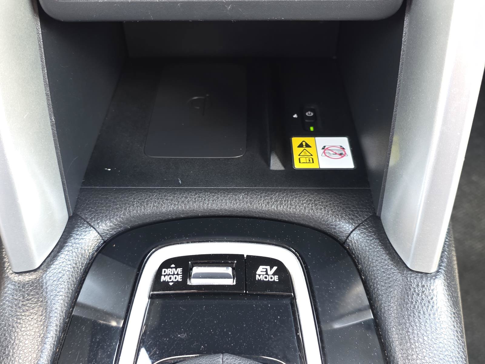 Used 2023 Toyota Corolla Cross AWD Hybrid image 22