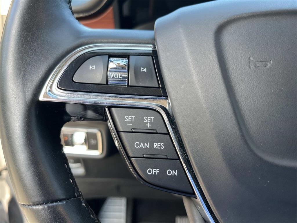 Used 2022 Lincoln Nautilus Reserve image 15