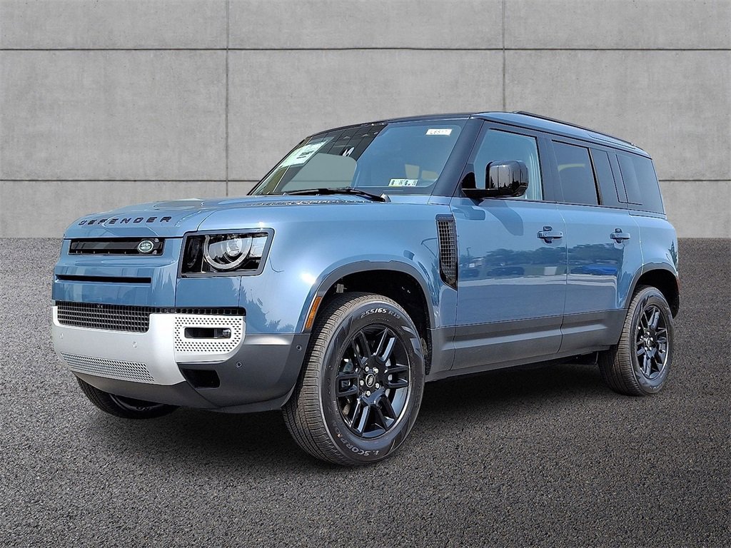 Used 2025 Land Rover Defender 110 S image 1