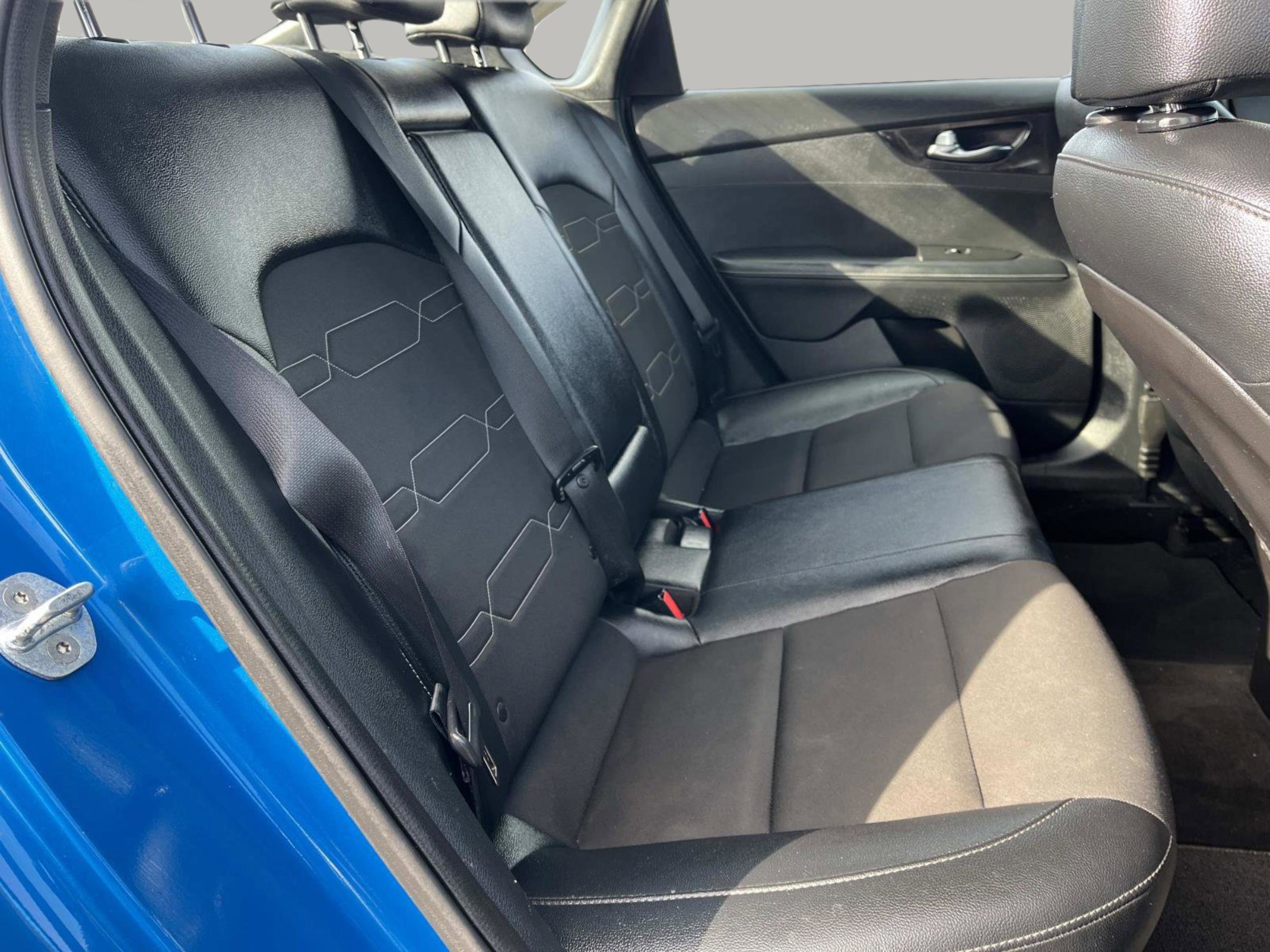 Used 2022 Kia Forte GT-Line image 18