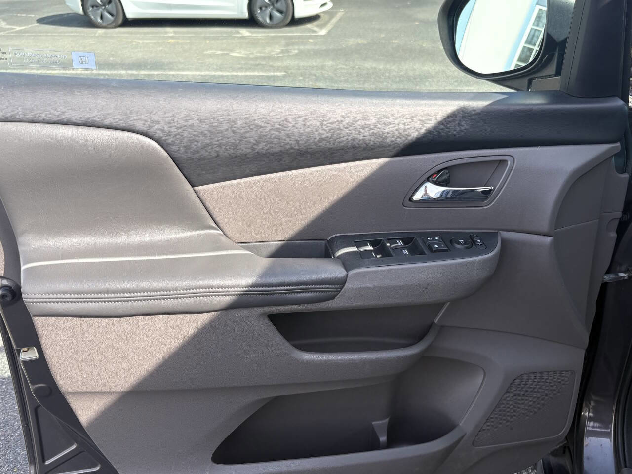 Used 2017 Honda Odyssey SE image 10