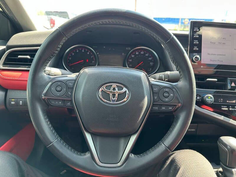 Used 2022 Toyota Camry XSE image 15