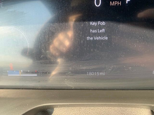 Used 2025 Jeep Grand Cherokee Limited w/ Luxury Tech Group II image 17