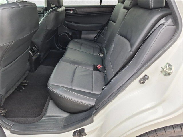 Used 2017 Subaru Outback 3.6R Limited AWD/4WD image 19