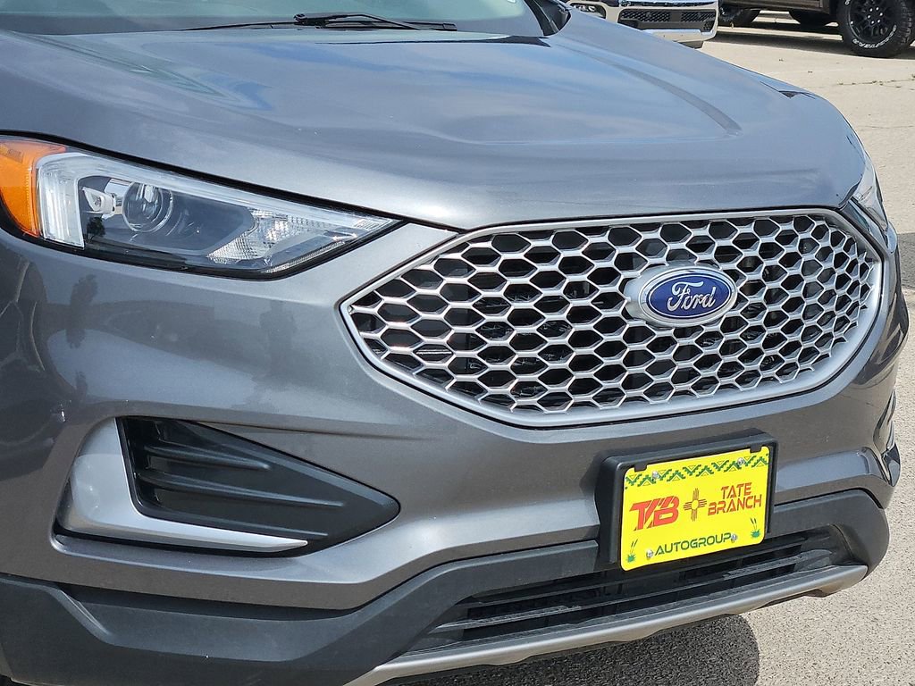 Used 2024 Ford Edge SEL AWD/4WD image 7