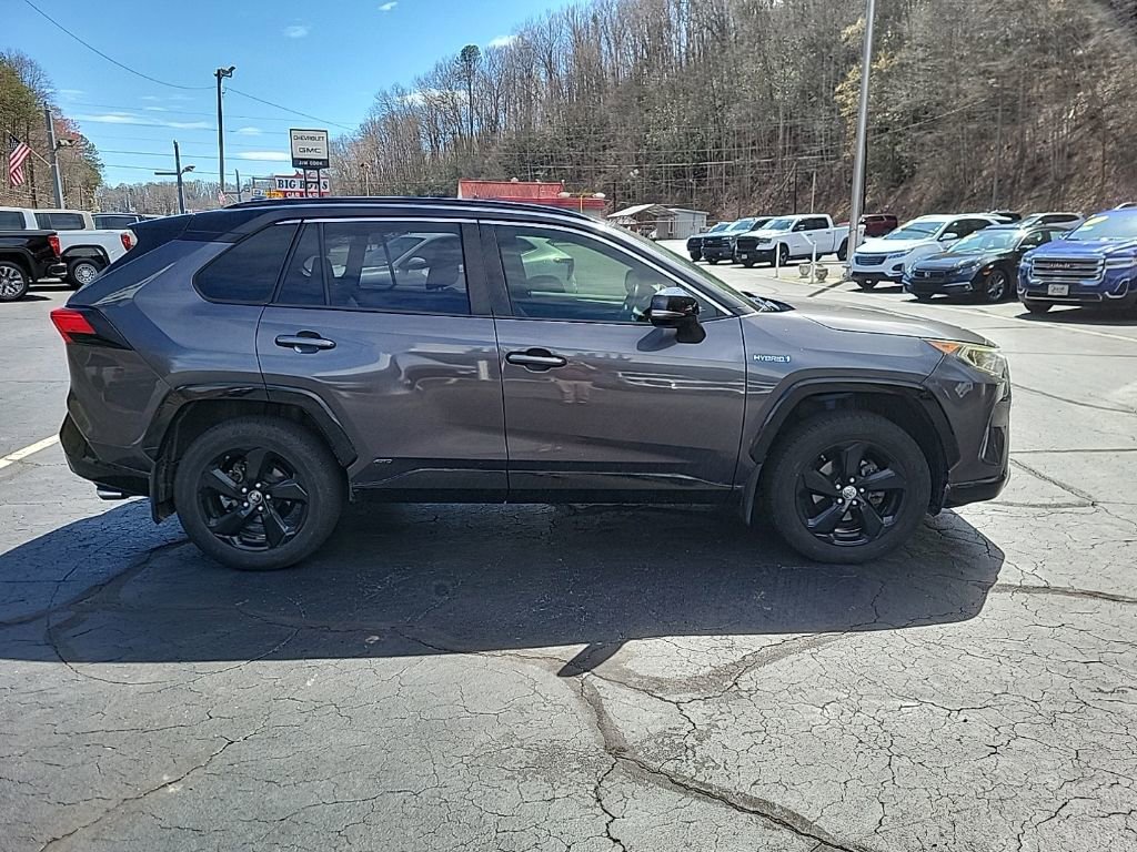 Used 2019 Toyota RAV4 XSE w/ XSE Weather Package image 6