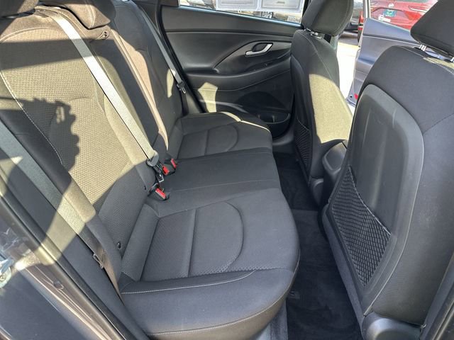 Used 2018 Hyundai Elantra GT image 29