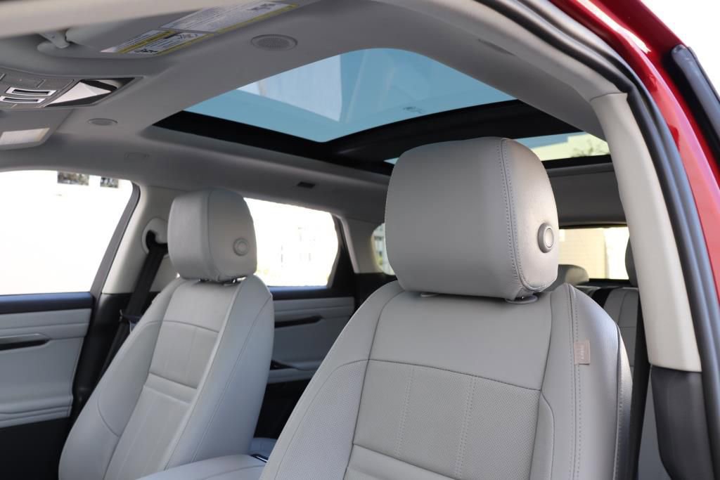 Used 2023 Land Rover Range Rover Evoque S image 63