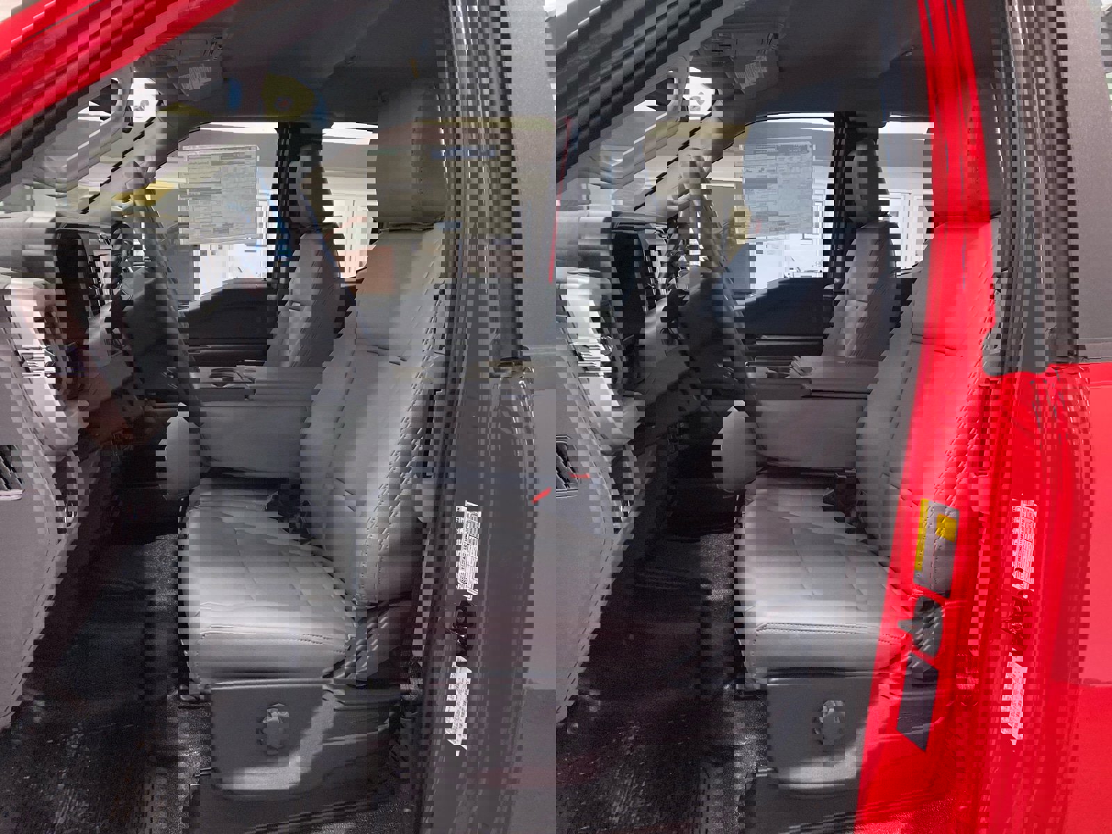 New 2026 Ford F250 XL w/ XL Chrome Package image 10