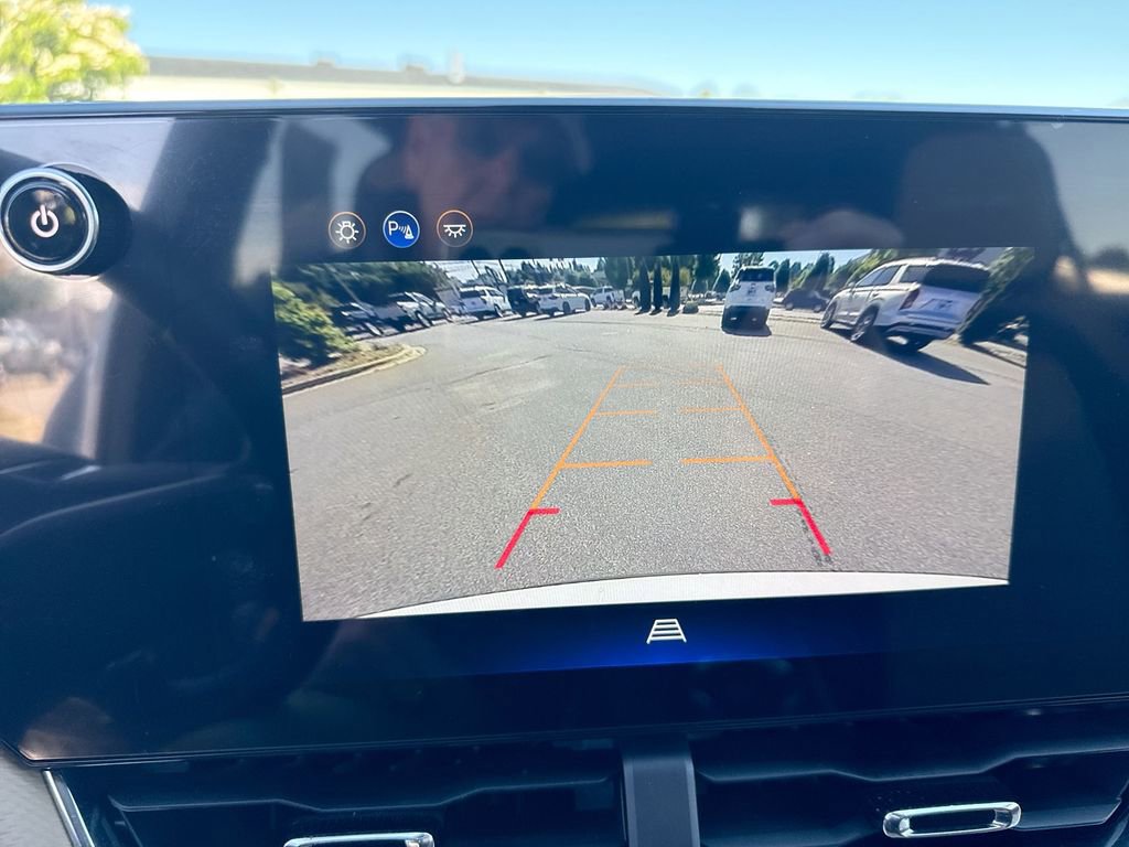 Certified 2026 Chevrolet Equinox ACTIV w/ Convenience Package III AWD/4WD image 14