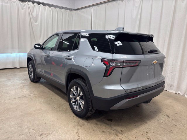 Used 2026 Chevrolet Equinox LT AWD/4WD image 6