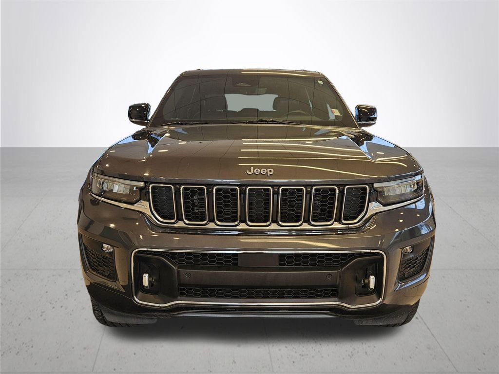 Used 2022 Jeep Grand Cherokee Overland image 3