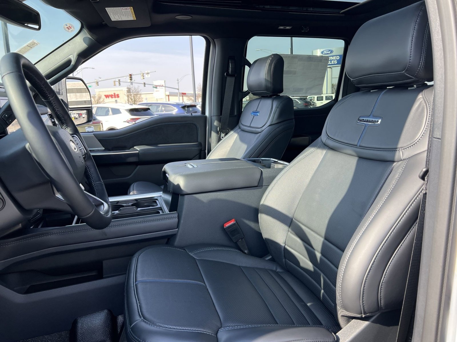 New 2026 Ford F250 Platinum AWD/4WD image 13