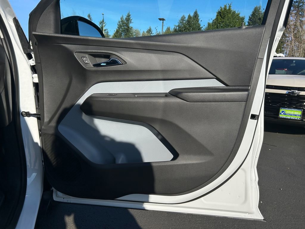 New 2027 Chevrolet Bolt LT w/ Comfort Package image 25