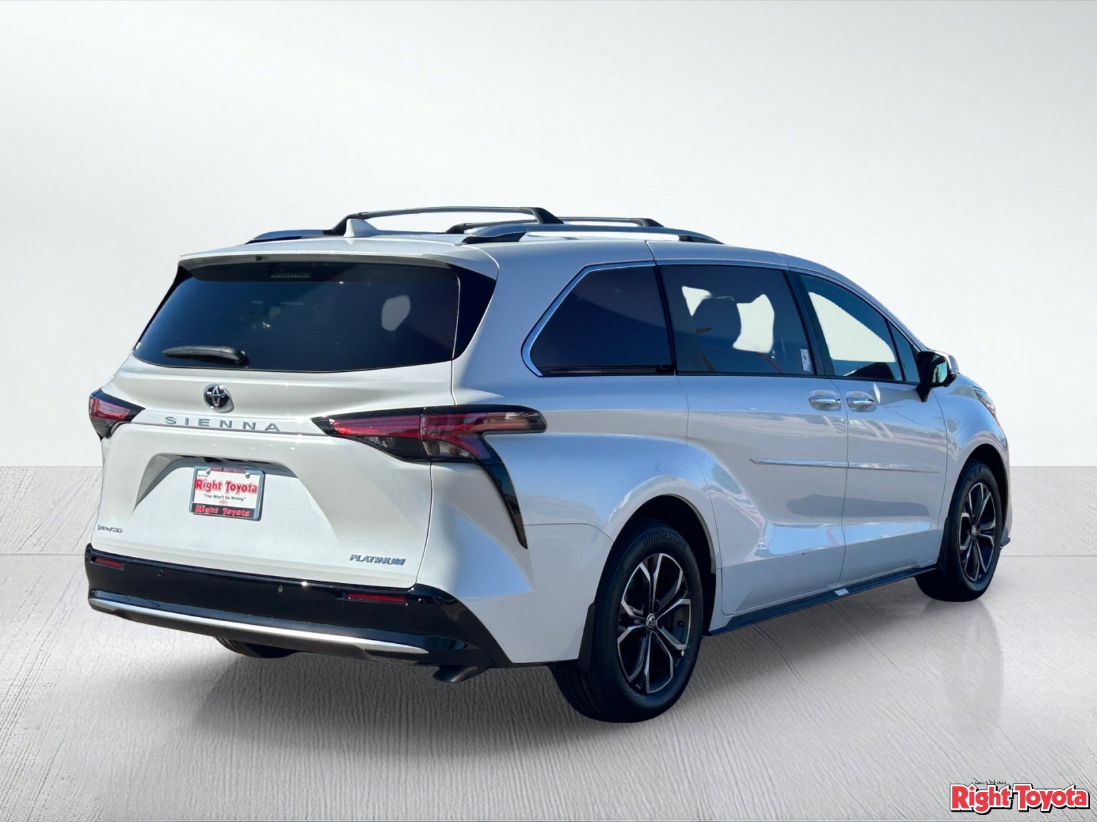 New 2026 Toyota Sienna Platinum AWD/4WD image 5