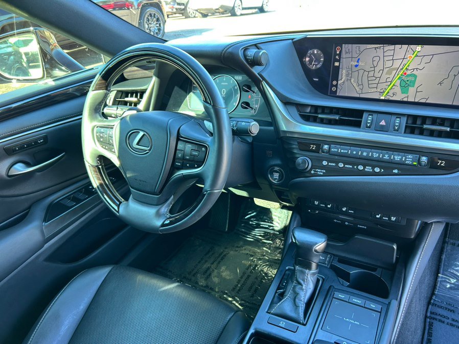 Used 2020 Lexus ES 350 w/ Premium Package image 27