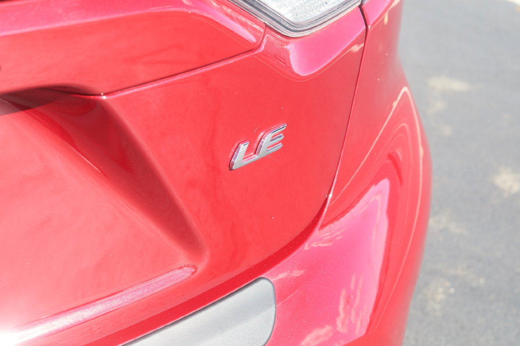 Used 2024 Toyota Corolla LE FWD image 31