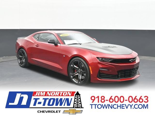 Used 2022 Chevrolet Camaro SS RWD image 1