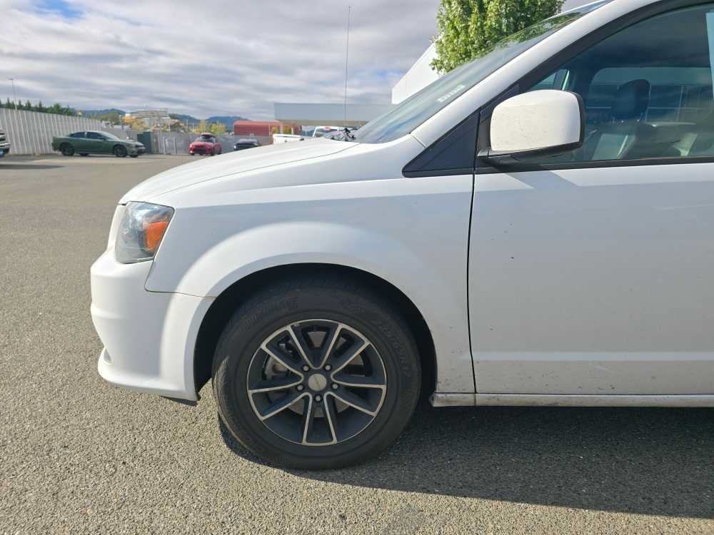 Used 2019 Dodge Grand Caravan GT FWD image 6