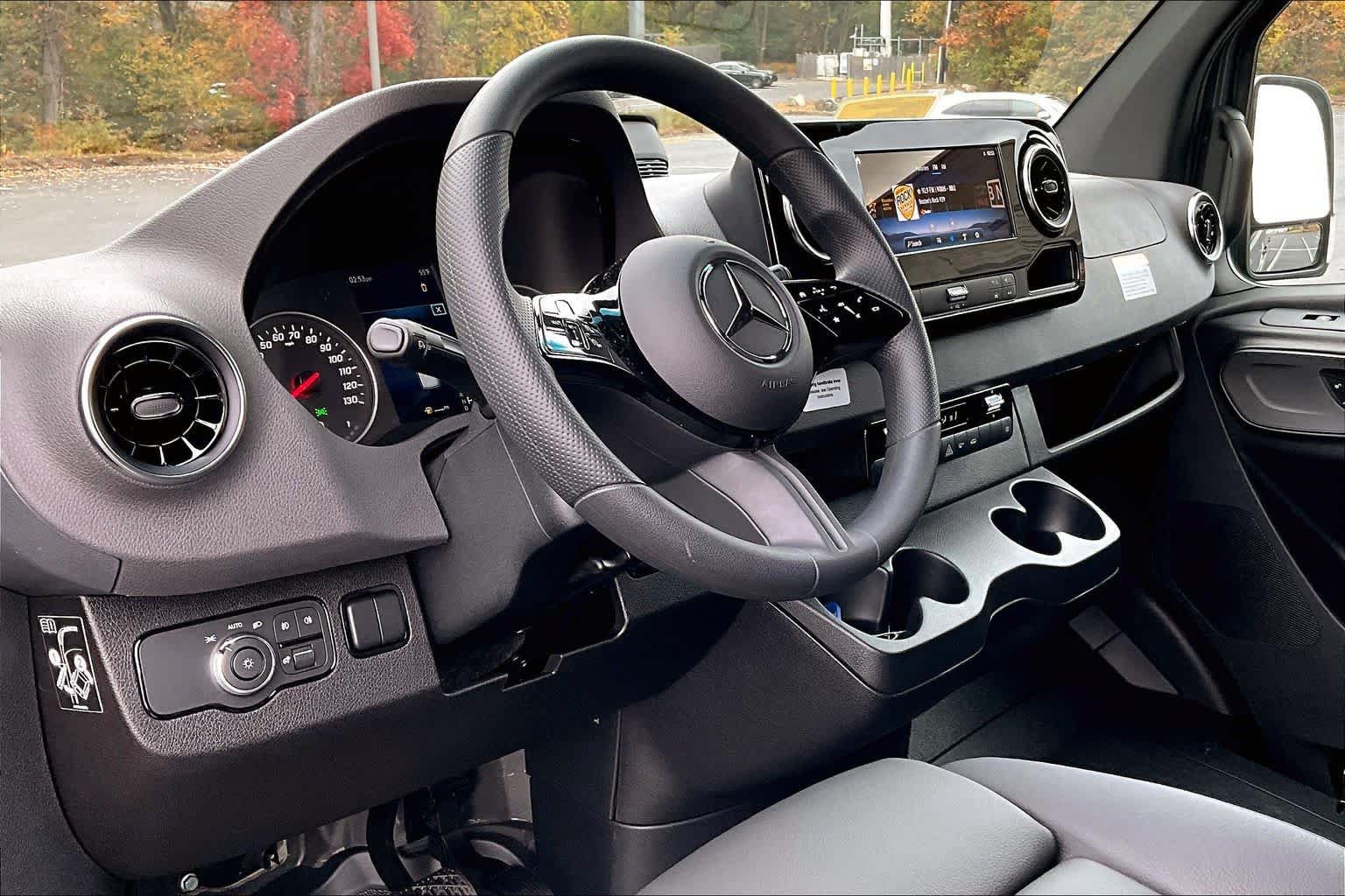 New 2026 Mercedes-Benz Sprinter 2500 image 9