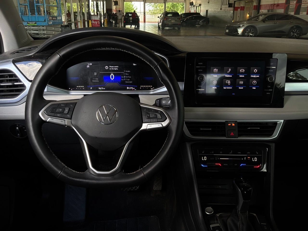 Used 2026 Volkswagen Taos SE FWD image 14