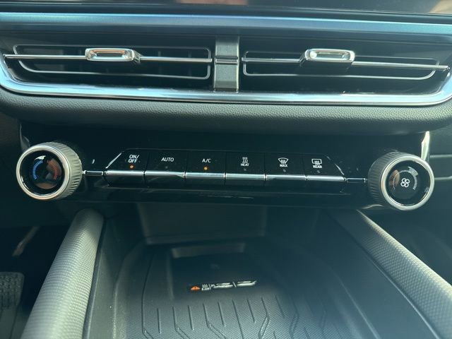 New 2026 Chevrolet Equinox EV LT image 24