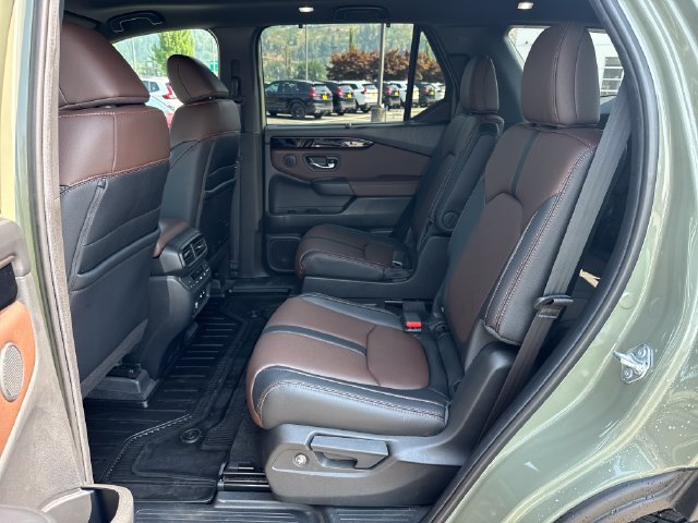 Certified 2026 Honda Pilot TrailSport image 16