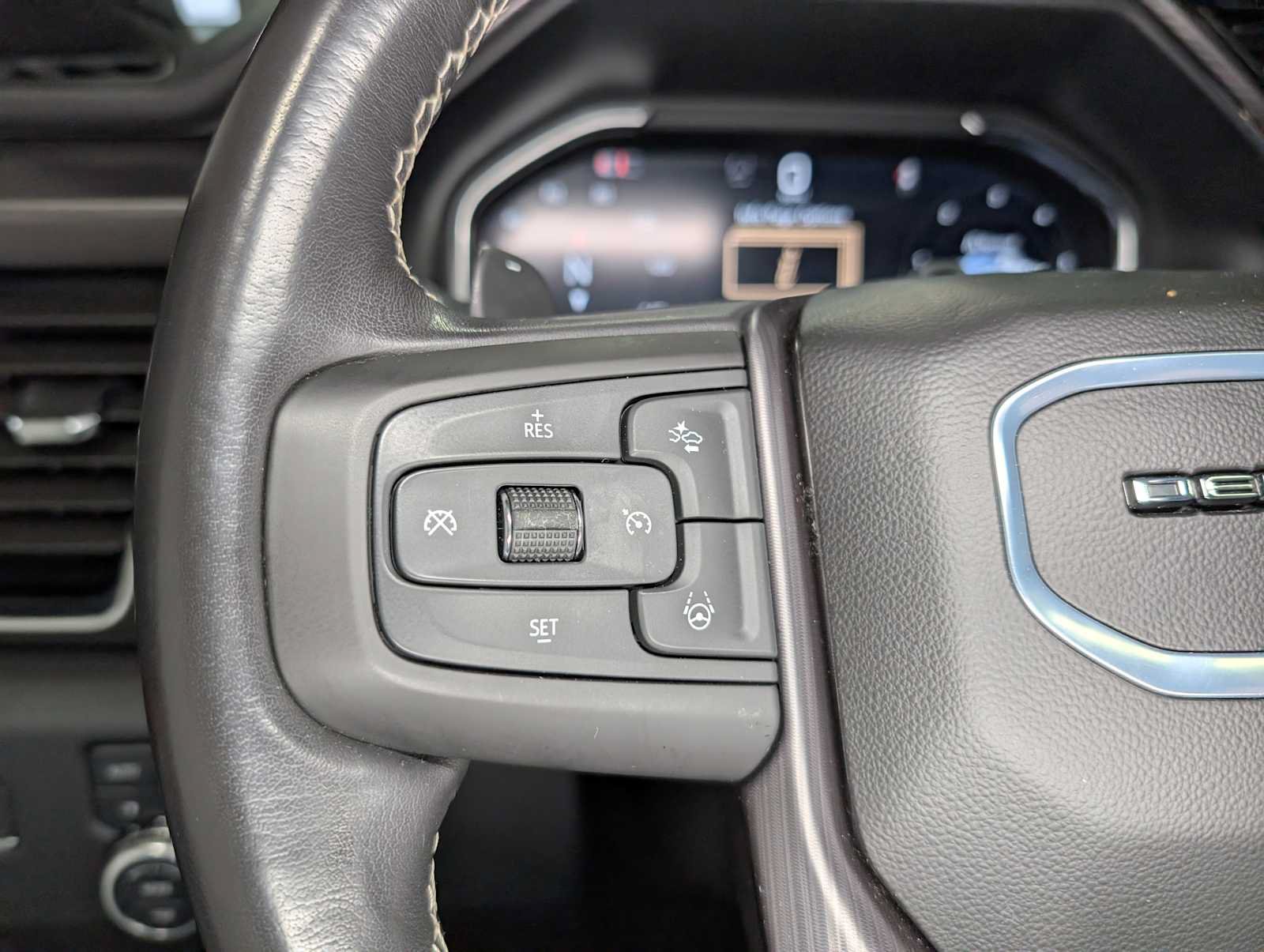 Certified 2024 GMC Sierra 1500 Denali Ultimate AWD/4WD image 40