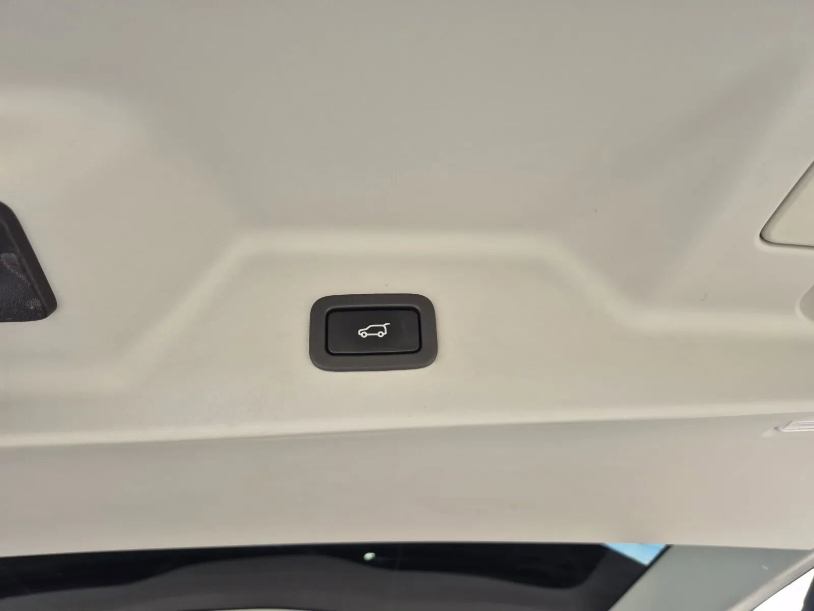 Used 2016 Land Rover Range Rover HSE AWD/4WD image 25