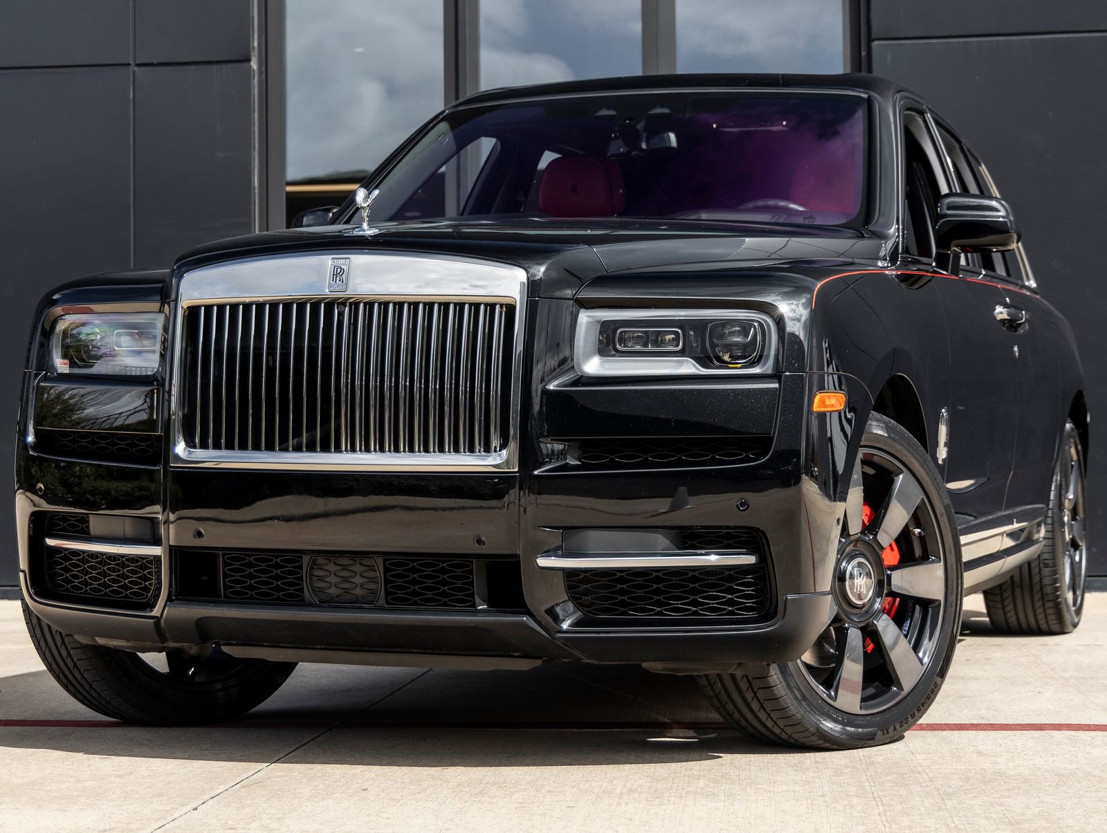 Certified 2021 Rolls-Royce Cullinan image 1