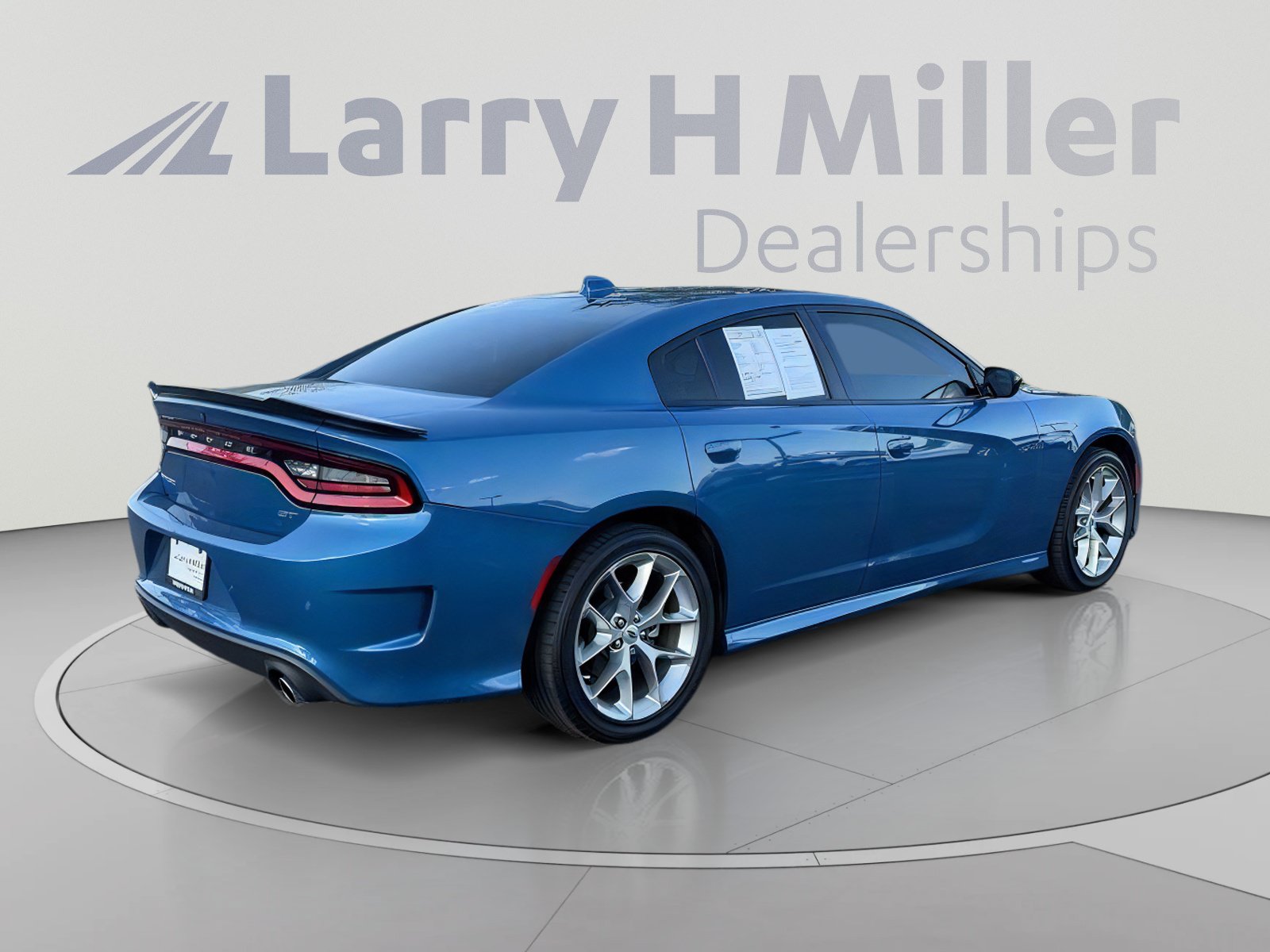 Used 2023 Dodge Charger GT w/ Navigation & Travel Group RWD image 5
