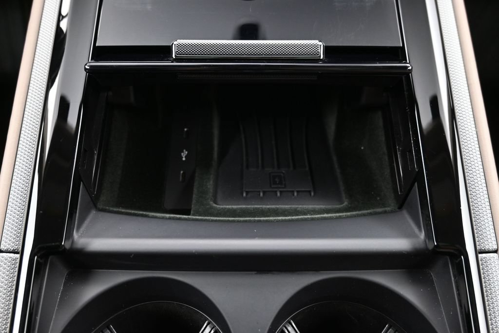 Certified 2024 Porsche Panamera image 17