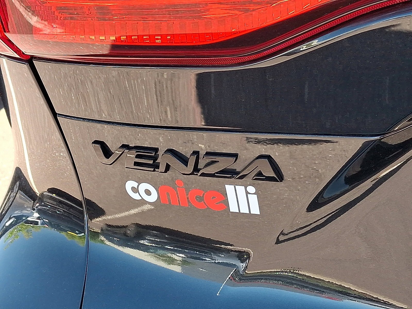 Certified 2024 Toyota Venza Nightshade AWD/4WD image 29
