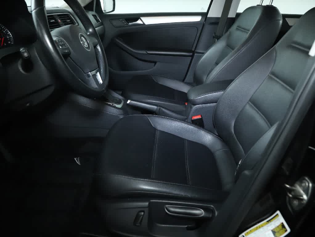 Used 2014 Volkswagen Jetta SE FWD image 18