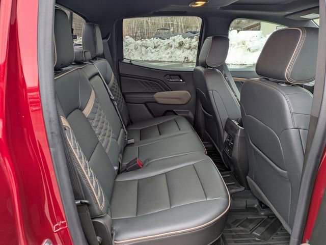 Used 2023 GMC Canyon Denali image 33