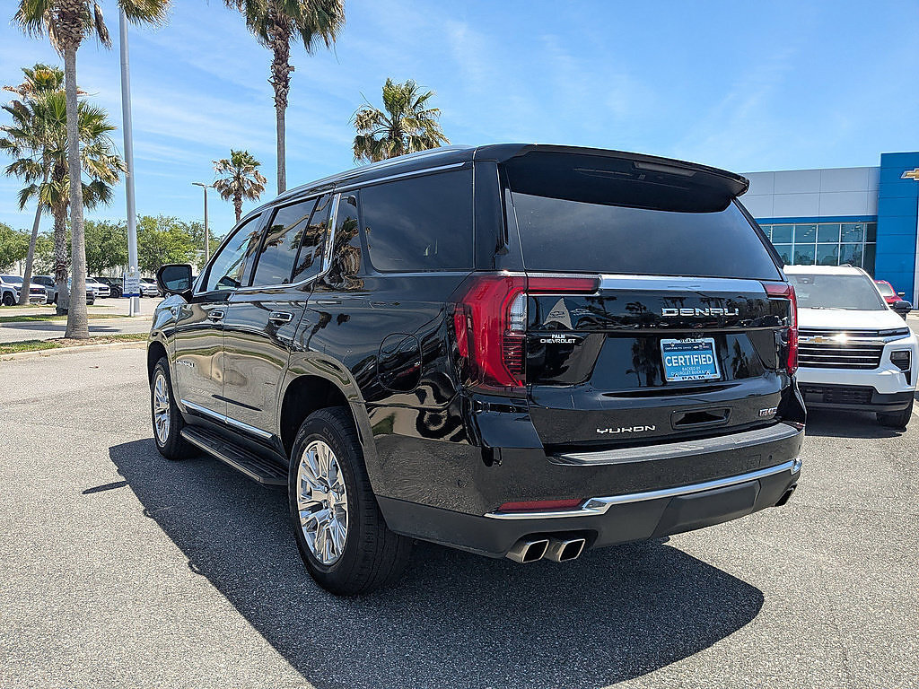 Certified 2025 GMC Yukon Denali AWD/4WD image 5